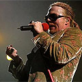 Забраниха алкохола на Guns 'N Roses. Те пък отказаха да свирят!