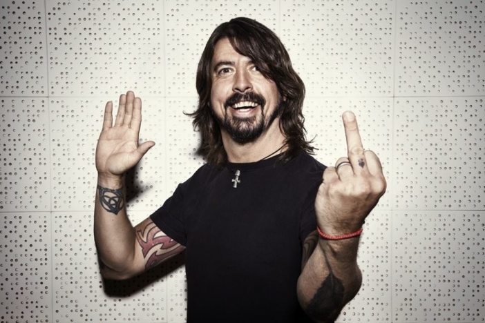 Дейв Грол от Foo Fighters: Най-забавният и готин пич сред рок звездите