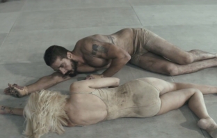 Шая Лебьоф – звездата в новия клип на Sia (Видео)