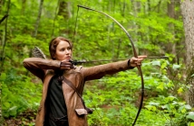 Кан 2015: Катнис и Прим от The Hunger Games в уникален семеен портрет (Снимка)