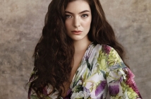 Невероятната Lorde блести на първата си корица за Vogue (Снимки)