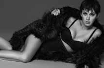 Кейти Пери по бельо и с нова прическа за Vogue Japan (Снимки и видео)