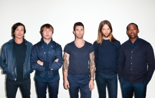 Maroon 5 са в преговори за шоуто на полувремето на Super Bowl 2016