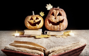 5 книги, с които да посрещнете Хелоуин подобаващо