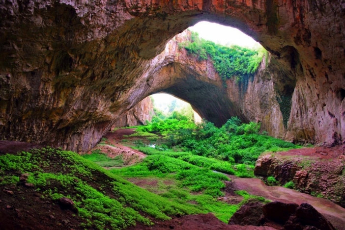 6 пещери в България, които трябва да изследвате