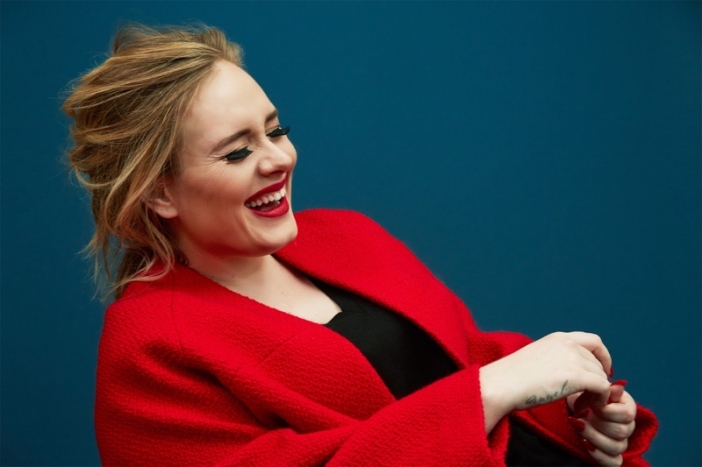Adele блести с цялото си великолепие на корицата на Time