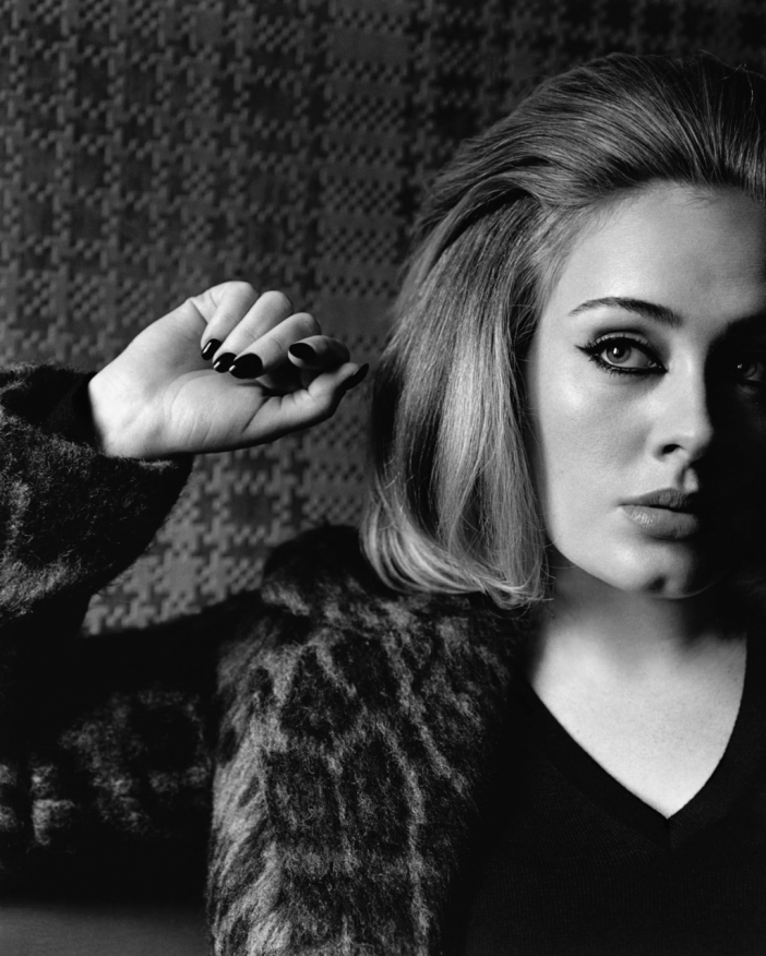 Adele: "Предпочитам да отида на обяд с приятели". И май й личи?