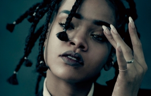 13 млн. свалиха безплатно новия албум на Rihanna за 14 часа