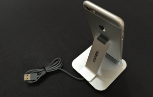 Kanex Lightning Sync & Charge Dock – винаги до вас