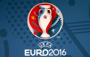 Музикална разгрявка по време на EURO 2016: 10 песни за футболното ви настроение