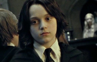 Вижте как изглежда днес малкият Снейп от Harry Potter and the Deathly Hallows (Снимки)