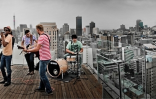 BalconyTV – как балкони в цял свят се превръщат в уникална музикална сцена