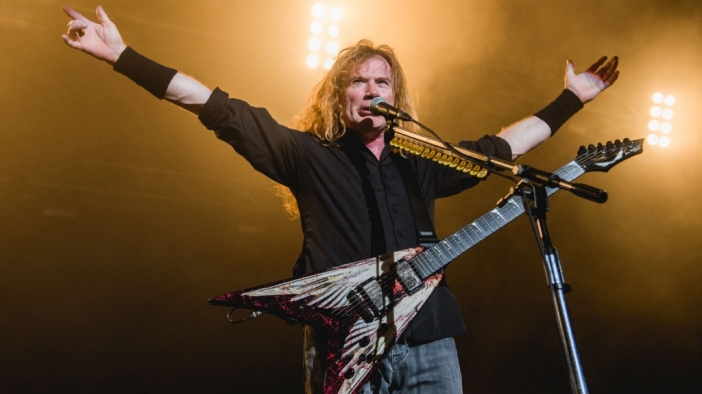 Megadeth изпяха Outshined на Soundgarden в памет на Крис Корнел (Видео)