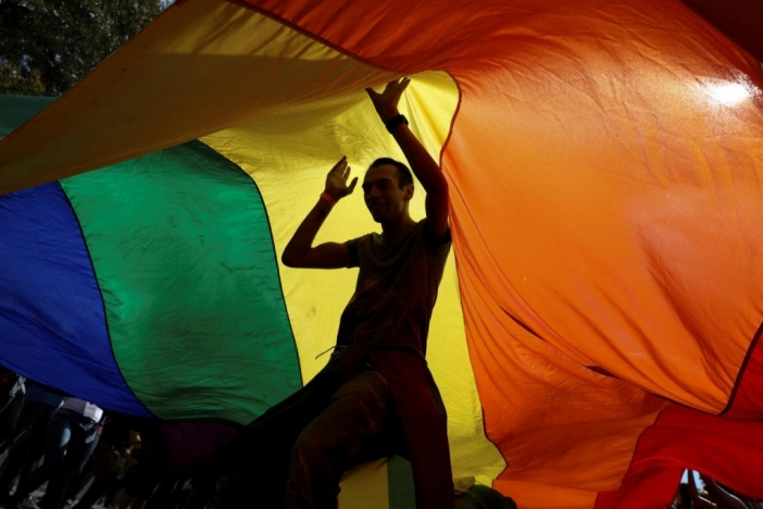 Премиерът на Сърбия оглави гей шествие в Белград