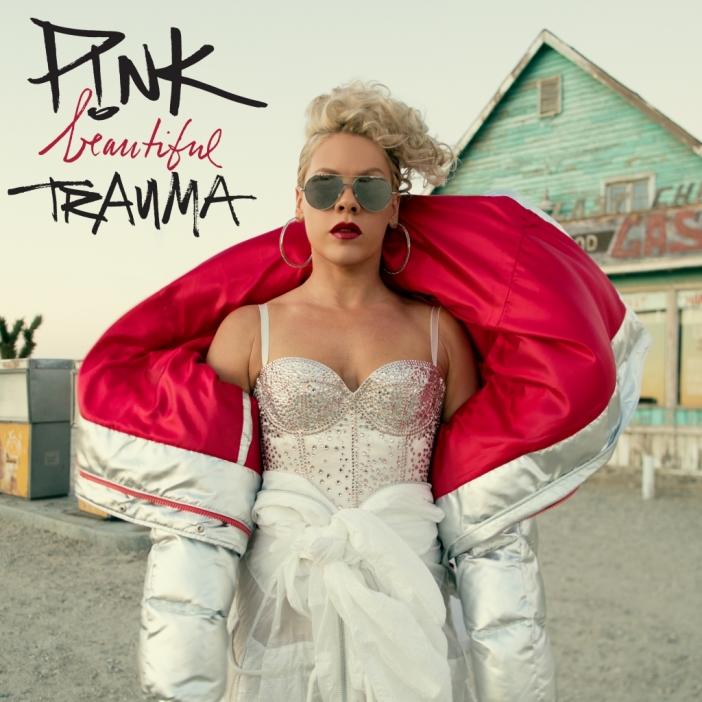 P!nk представи новия си сингъл "Beautiful Trauma"