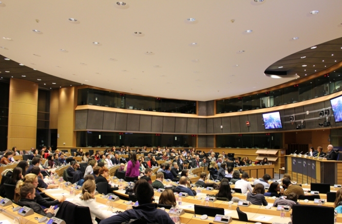 "Звярът е още жив" влезе в Европейския парламент