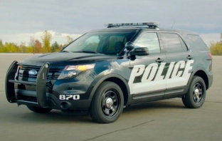 Ford патентова автономен полицейски автомобил, който може да глобява