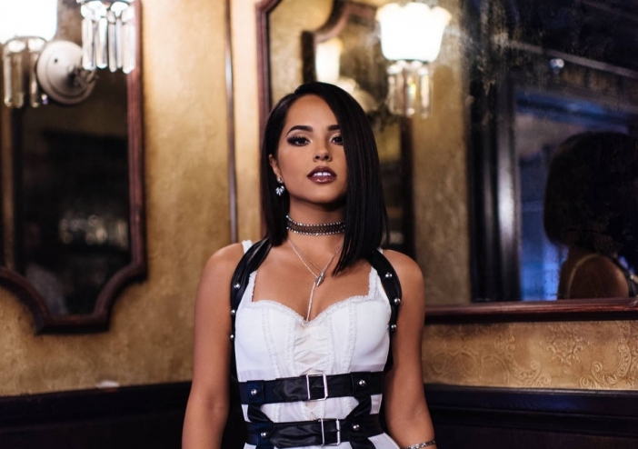 Becky G е #1 в чарта на Билборд "Latin Airplay" със сингъла "Mayor es"