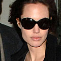 Angelina Jolie финализира третото осиновяване