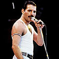 Борат се превръща във Freddie Mercury