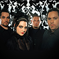 Evanescence се разделиха с двама от членовете си
