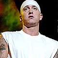 Eminem е приет в болница с медикаментозна зависимост