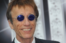 Robin Gibb екзалтира 4000 българи с класики на Bee Gees