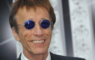 Robin Gibb екзалтира 4000 българи с класики на Bee Gees