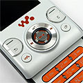 Sony Ericsson W580 - не само за тийнейджъри