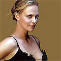 Charlize Theron се присъединява към Viggo Mortensen