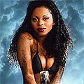 Foxy Brown излиза от затвора