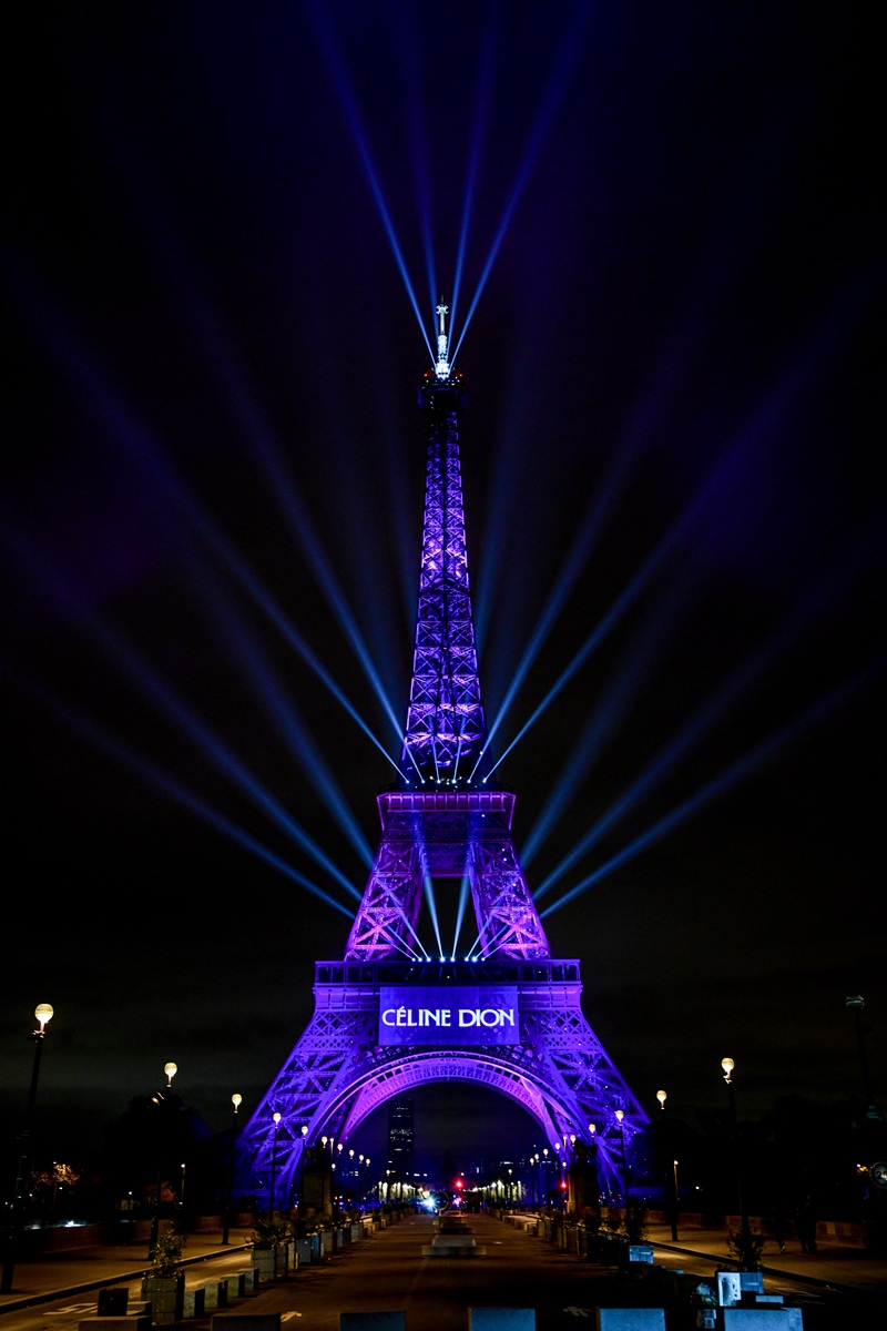 Айфеловата кула и Селин Дион
